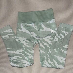 Ryderwear Green Camo Leggings